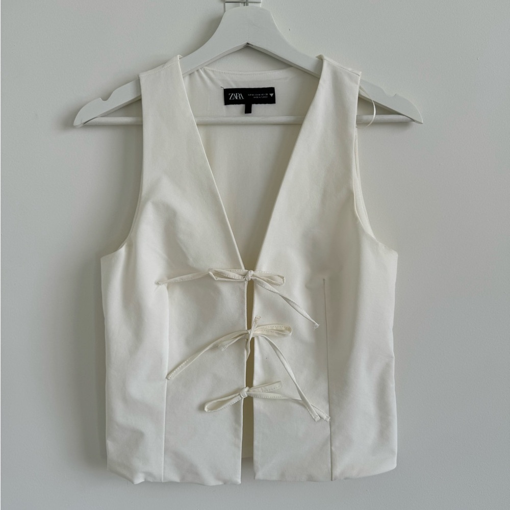 Zara Women White Sleeveless Top